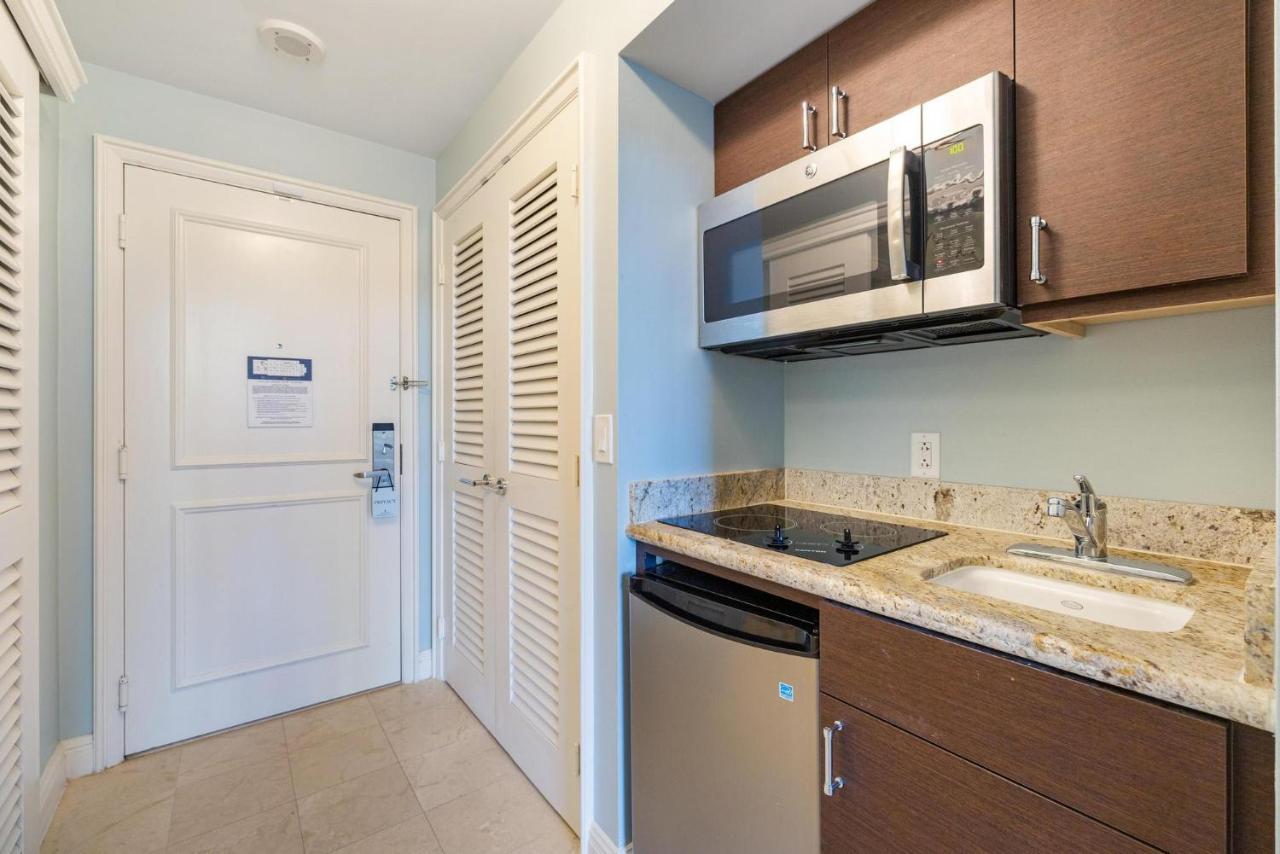 Charming 5 Star Condo Unit Situated At Ritz Carlton-Key Biscayne Майами Экстерьер фото