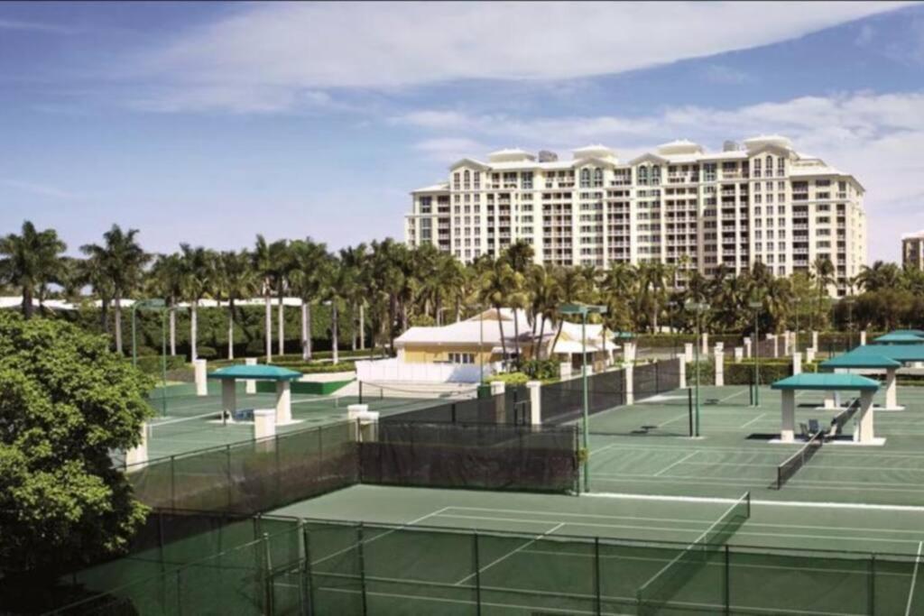 Charming 5 Star Condo Unit Situated At Ritz Carlton-Key Biscayne Майами Экстерьер фото